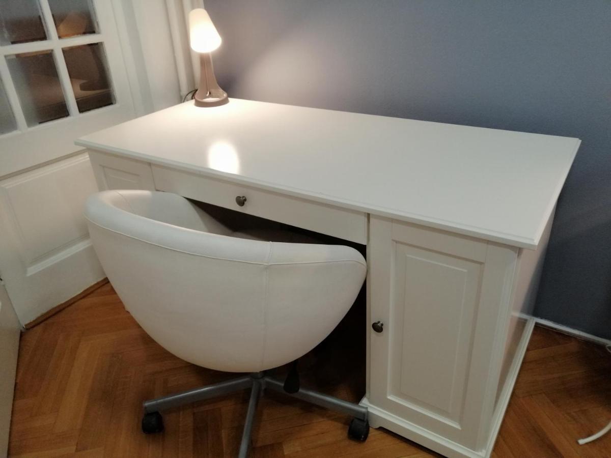 Filinhome Zmaj Jovina Suite Novi Sad Exteriör bild